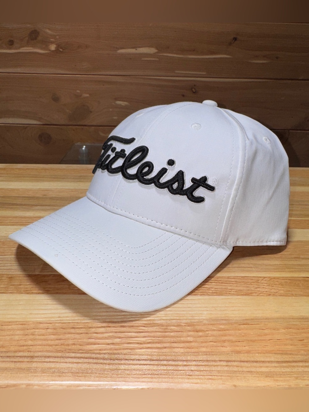 New Titleist FJ Pro V1 V1x Tour Performance White Adjustable Golf Hat Cap NWT